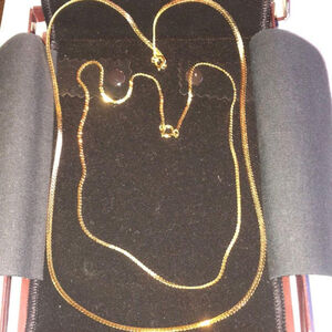 The Fabrini Collection 2 Vintage Gold Tone Chain Necklaces With Box & Bag